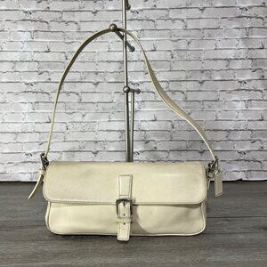 Vintage COACH baguette shoulder bag White